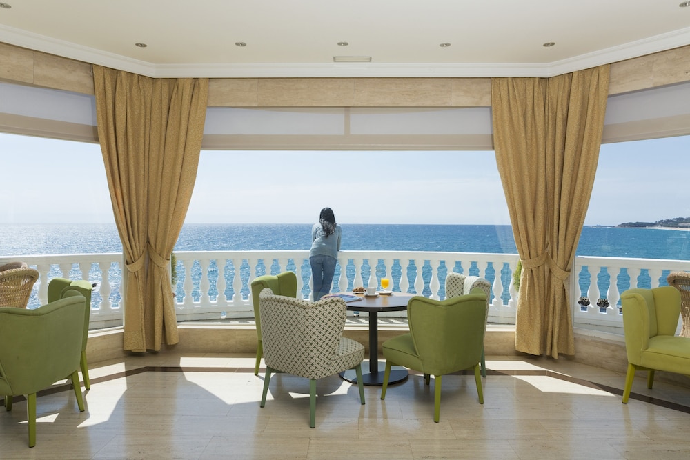 

Napoli - Costa Brava, Spagna - Hotel Costa Brava