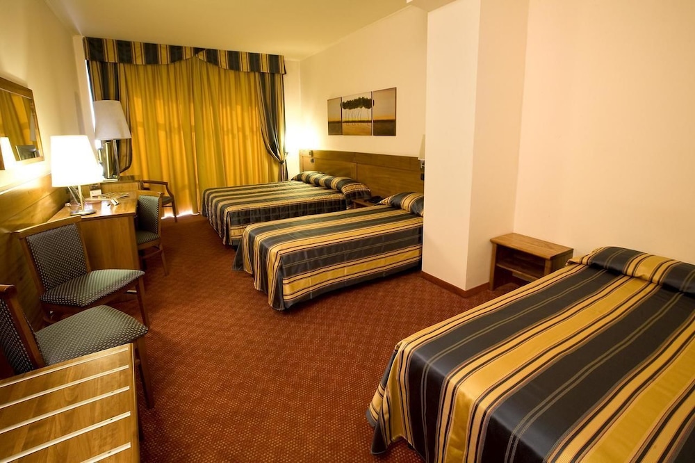 

Reggio Calabria - Caselle Torinese - Hotel Master