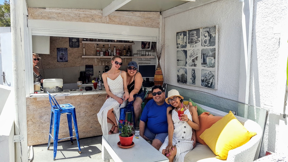 

Genova - Mesariá - Pleasure Beachside Studios
