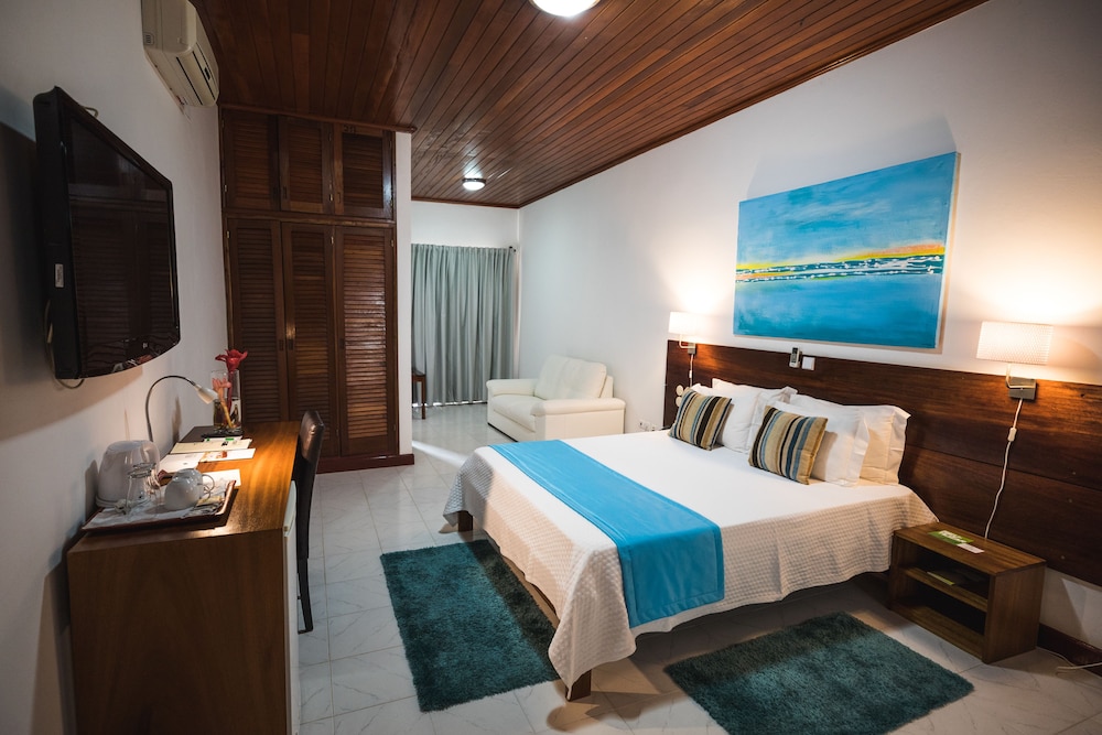 

Milano - São Tomé - Hotel Praia