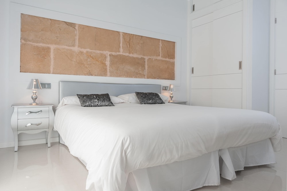 

Milano - Puerto De Alcudia, Mallorca - Can Vent Boutique Hotel