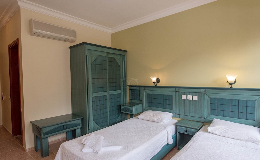 

Milano - Ovacik - Celay Hotel