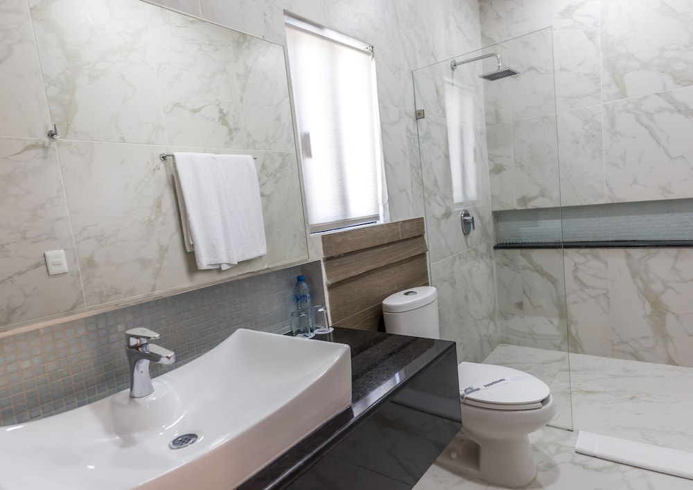 

Milano - Playa del Carmen - Hotel Las Golondrinas