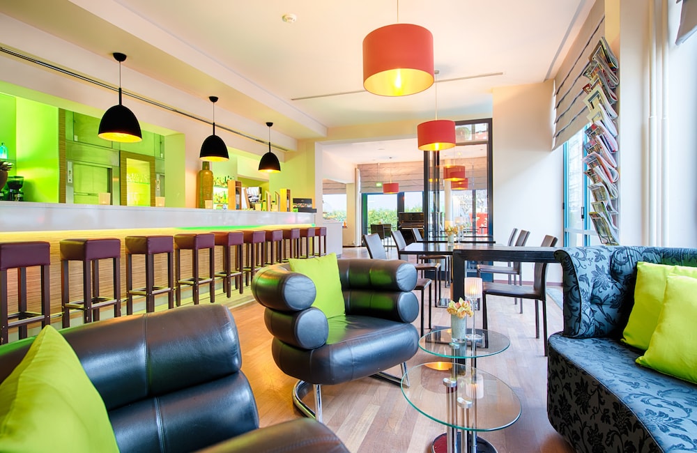 

Bari - Opfikon - Leonardo Boutique Hotel Rigihof Zurich