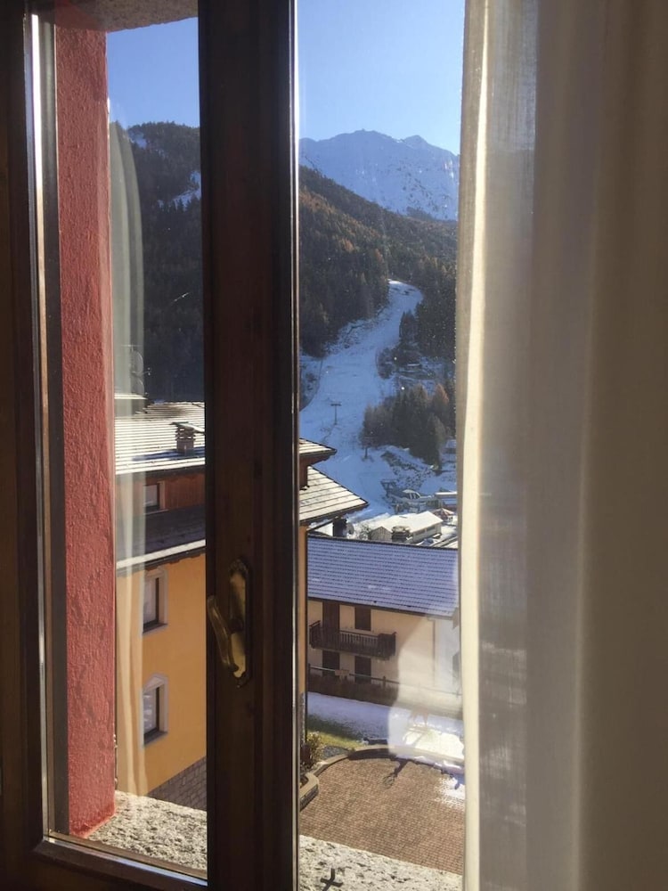 

Napoli - Ponte di Legno - Hotel Adamello