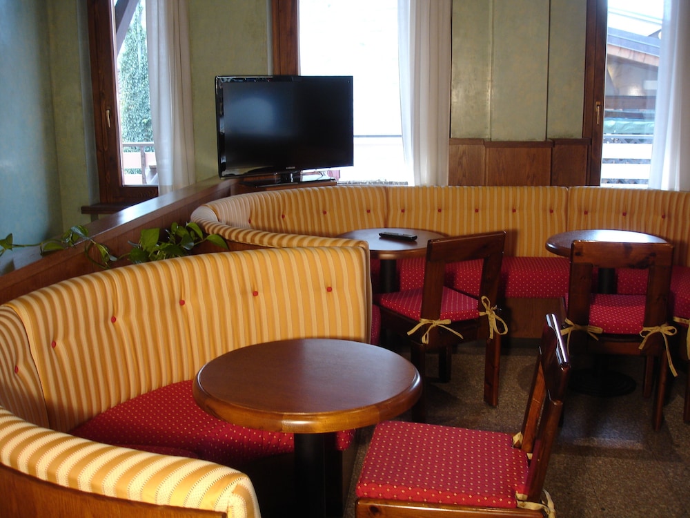 

Cagliari - Tonale, Montagna Italia - Hotel Adamello