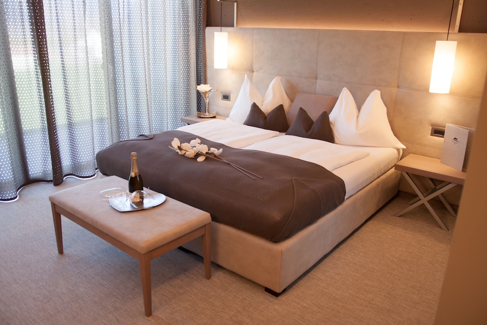 

Bari - Bolzano - The Lodge Sporthotel - Golfclub Eppan