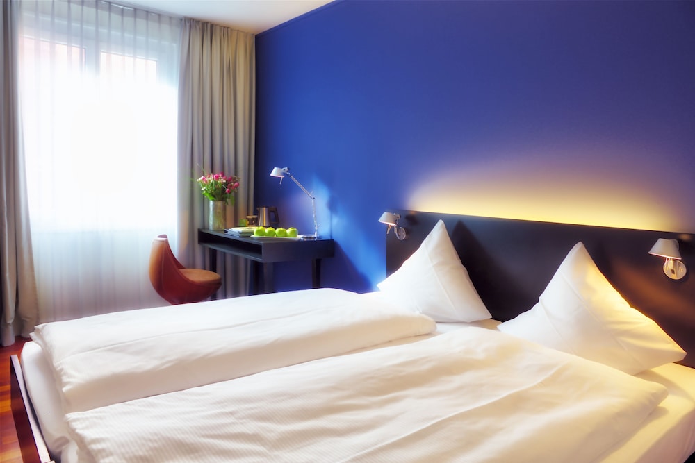 

Bari - Zurigo - Hotel Montana Zürich