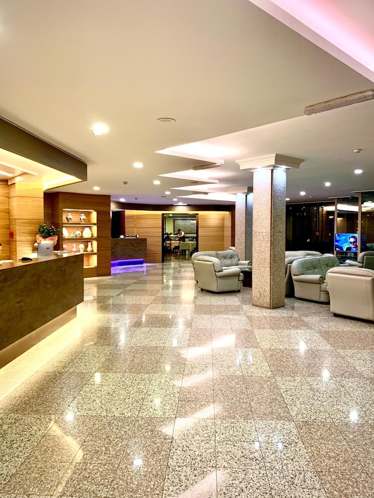

Milano - Assemini - Hotel Grillo