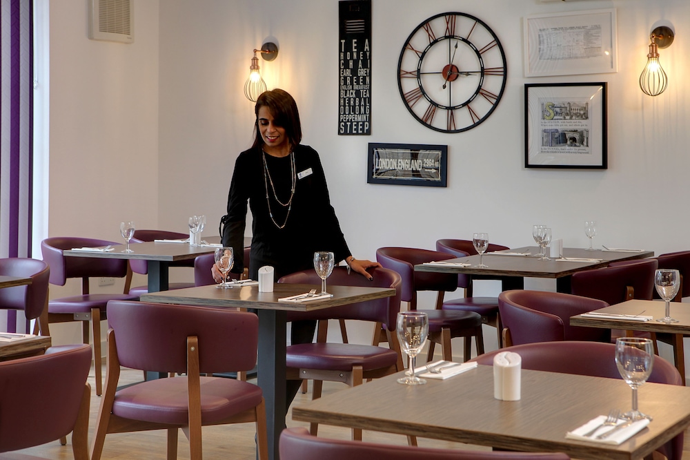 

Roma - Watford - Best Western White House Hotel