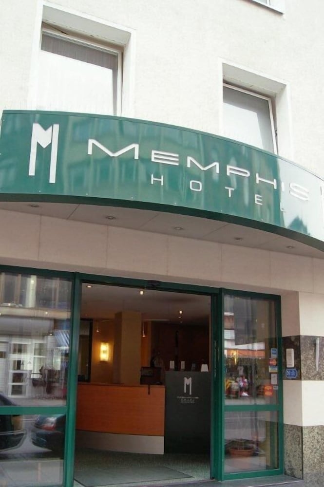

Bari - Francoforte sul Meno - Memphis Hotel