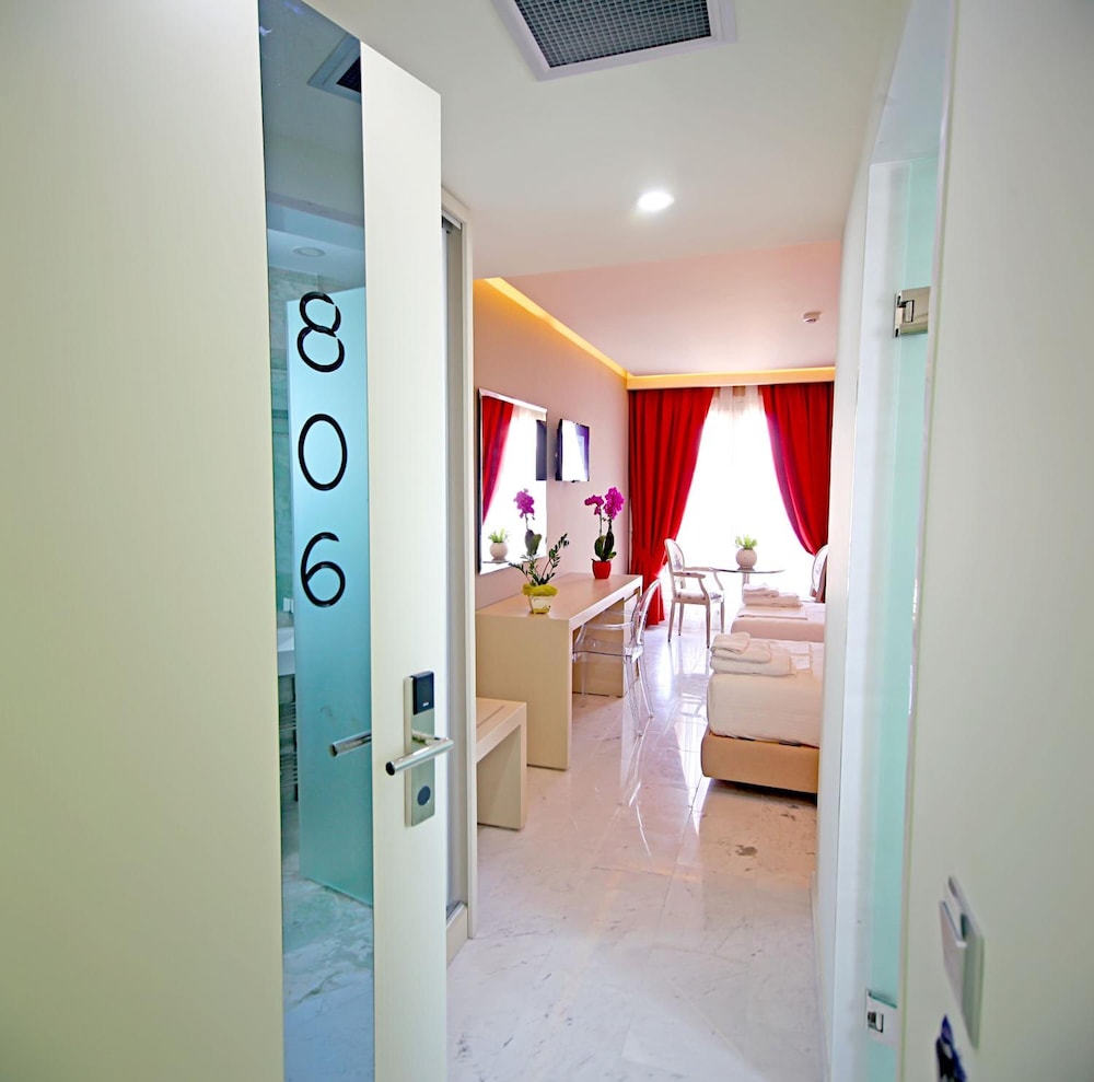 

Roma - Valona - Hotel Palace Vlore