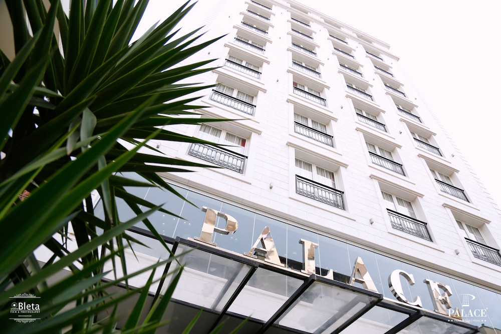 

Napoli - Valona - Hotel Palace