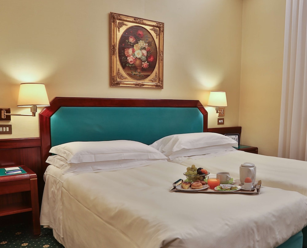 

Napoli - Trezzano sul Naviglio - Hotel Astoria, Sure Hotel Collection by Best Western