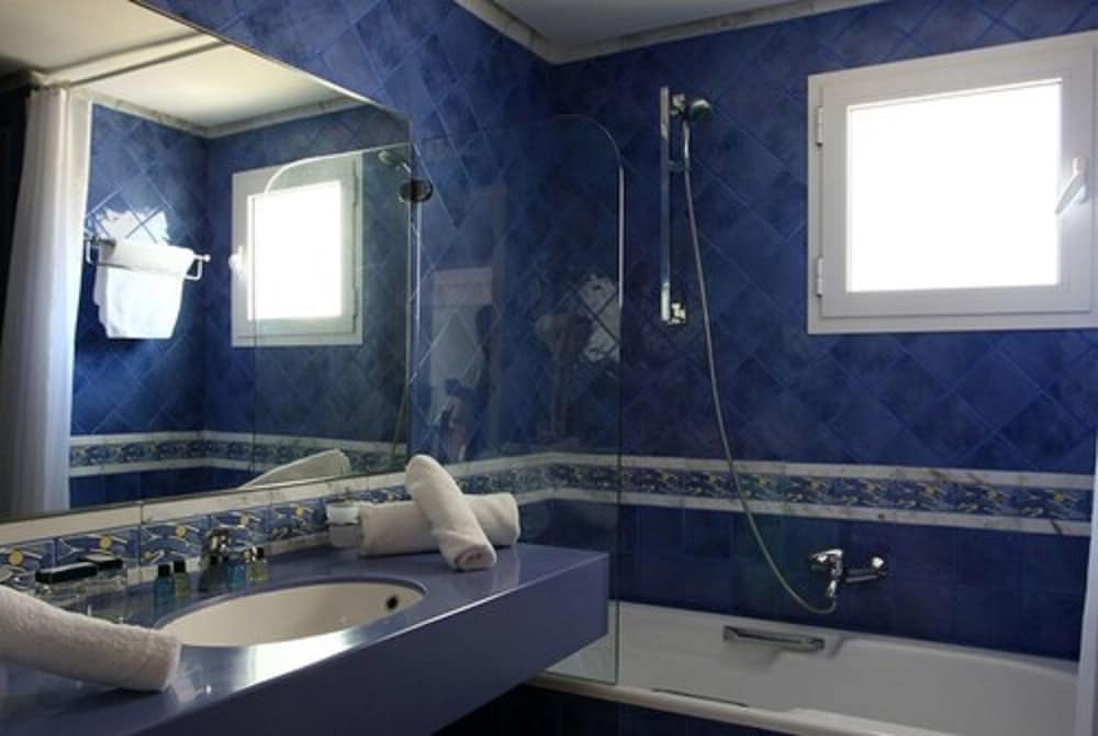 

Napoli - Bizerte - Andalucia Beach Hotel & Residence