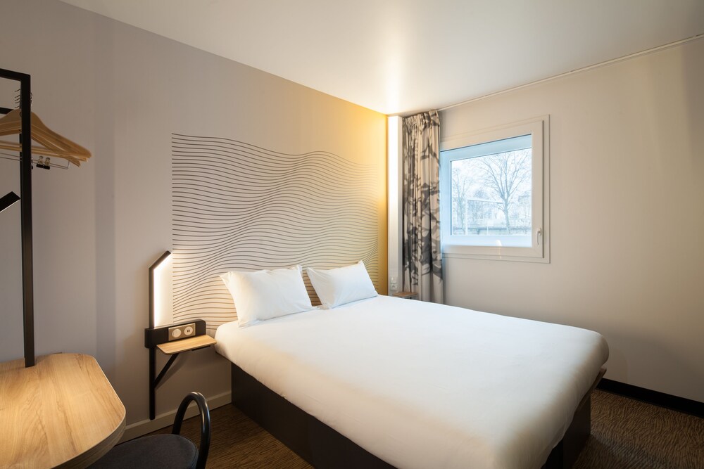 

Milano - Nanterre - B&B HOTEL NANTERRE Rueil-Malmaison