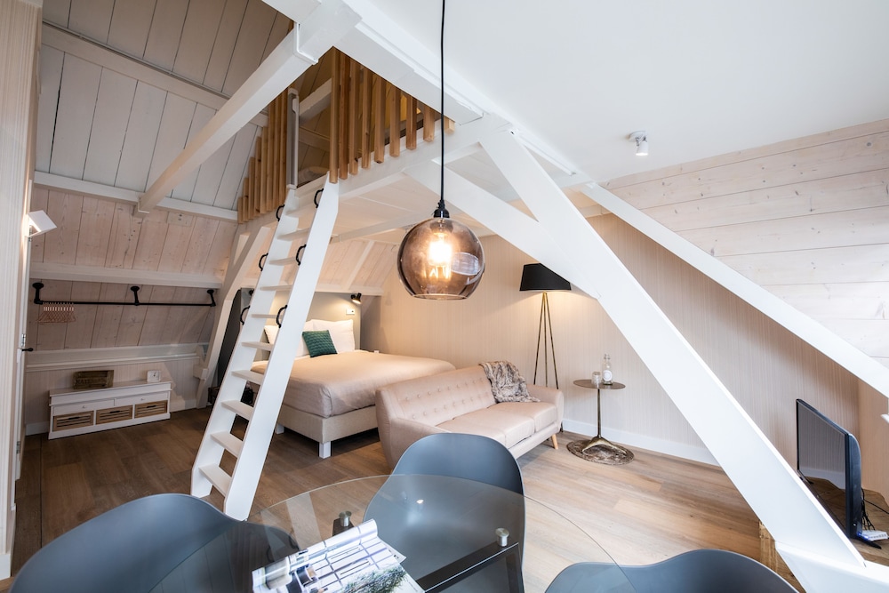 

Roma - Schiedam - Stadsvilla Mout Rotterdam-Schiedam