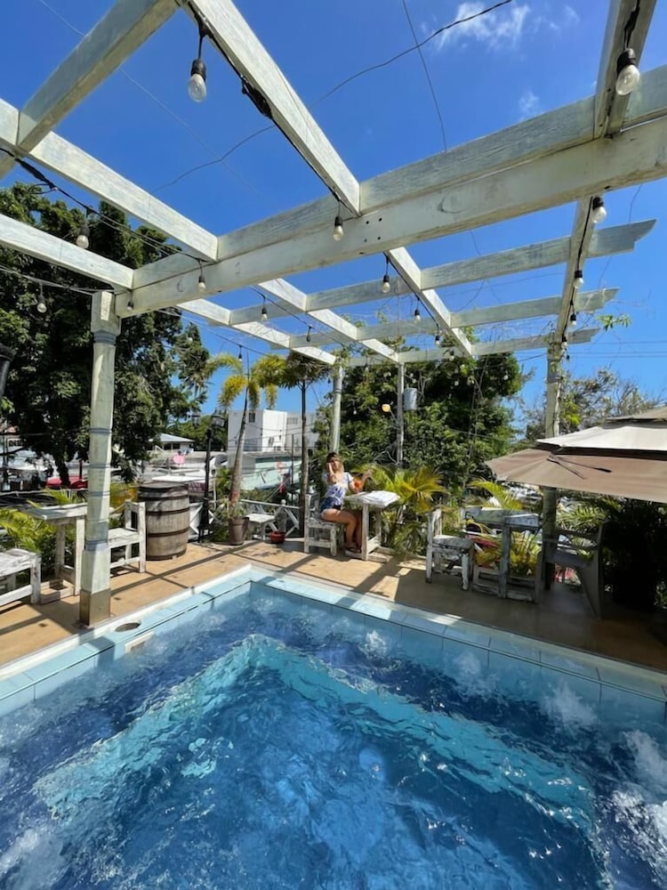 

Napoli - Boca Chica - Batey Hotel Boutique