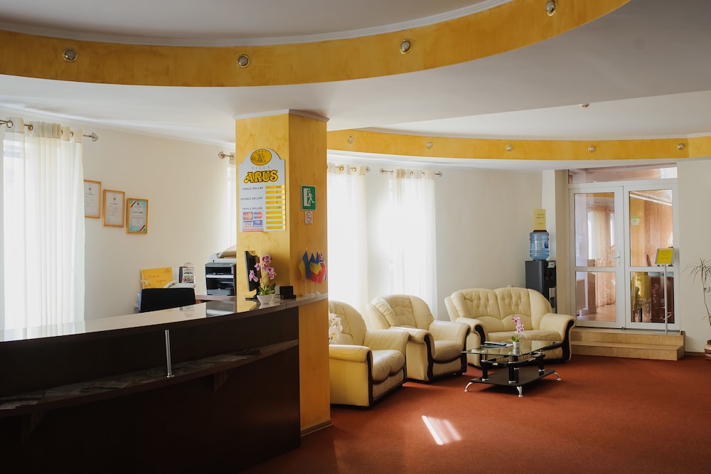 

Milano - Chişinău - Villa Arus