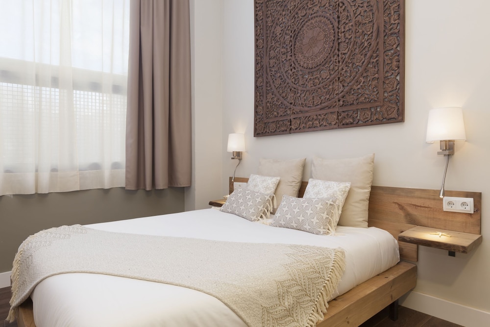

Catania - Sant Boi de Llobregat - Hotel Radha