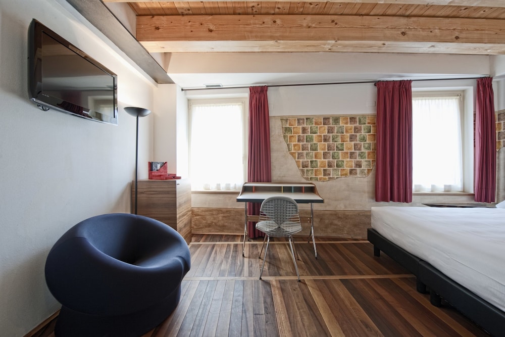 

Catania - Villafranca di Verona - Hotel Veronesi La Torre