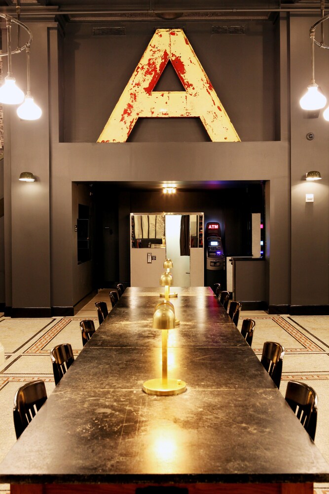 

Catania - New York - Manhattan - Ace Hotel New York