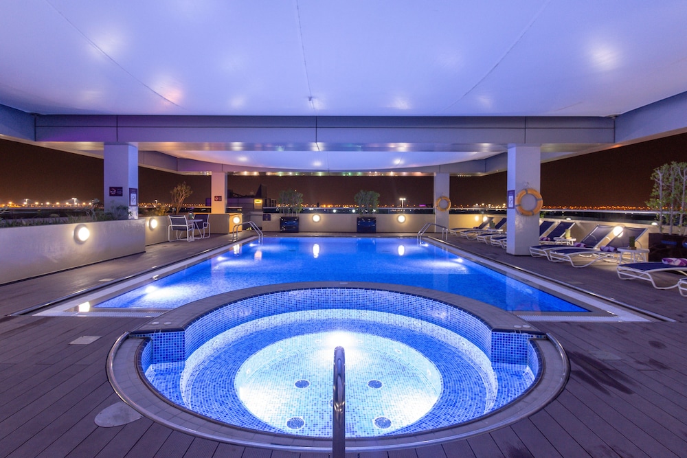 

Catania - Abu Dhabi - Premier Inn Abu Dhabi Airport Business Park