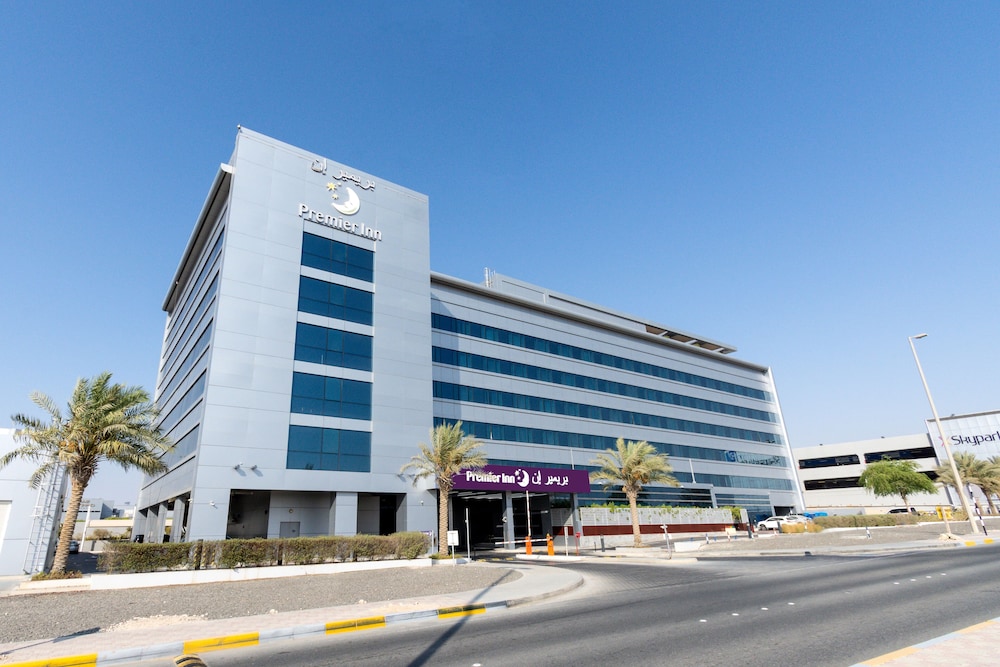 

Catania - Abu Dhabi - Premier Inn Abu Dhabi Airport Business Park