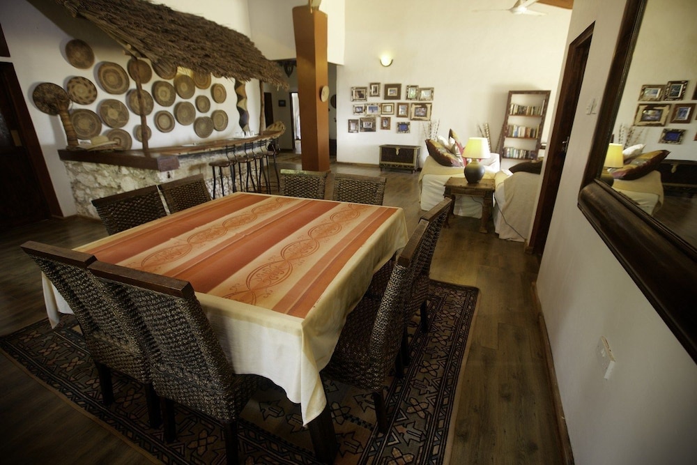 

Firenze - Pwani Mchangani - Tamani Villas