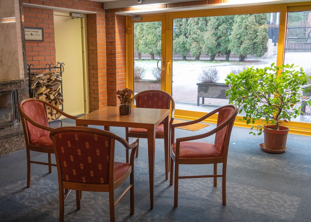

Brindisi - Tallinn - Tähetorni Hotel