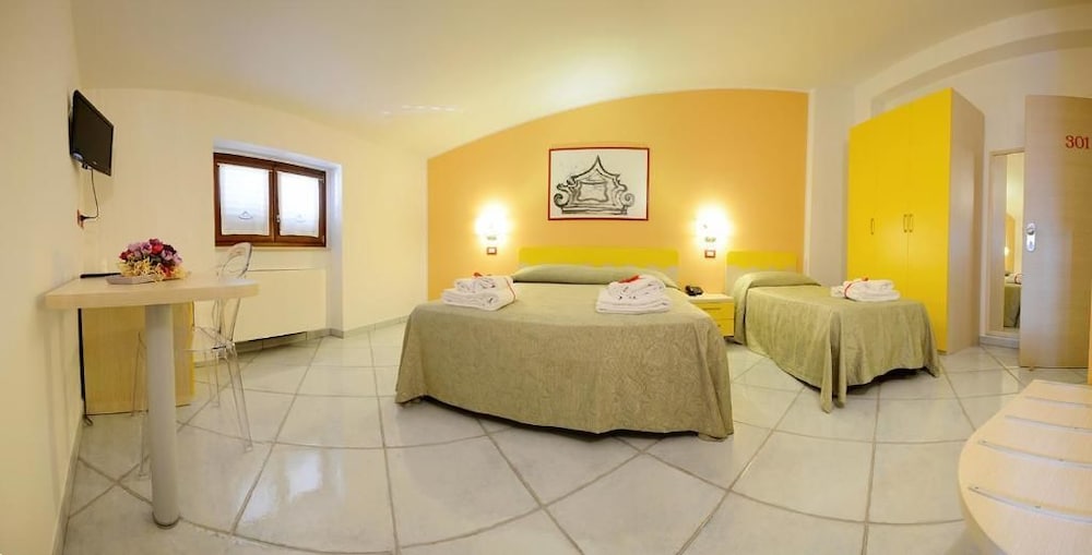 

Napoli - Marina di Casalvelino - Victoria Resort