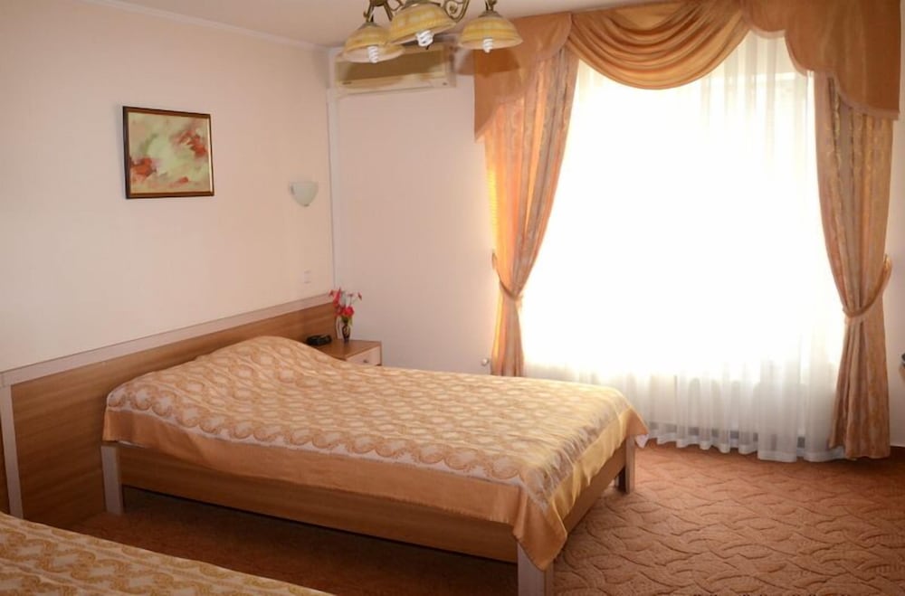 

Roma - Chişinău - Vila Verde
