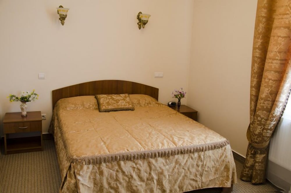 

Roma - Chişinău - Vila Verde