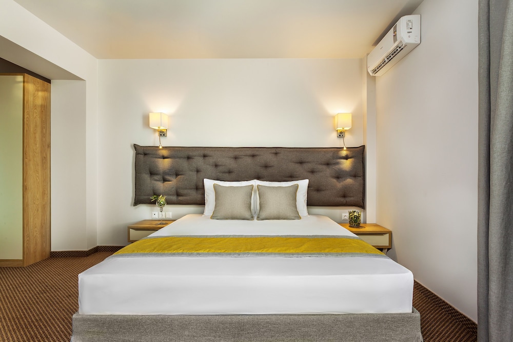 

Bologna - Kassandra-Hanioti - Hotel Kriopigi