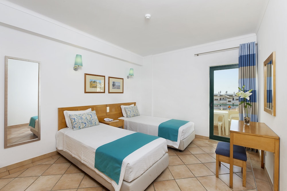 

Milano - Quarteira - Oceanus Aparthotel