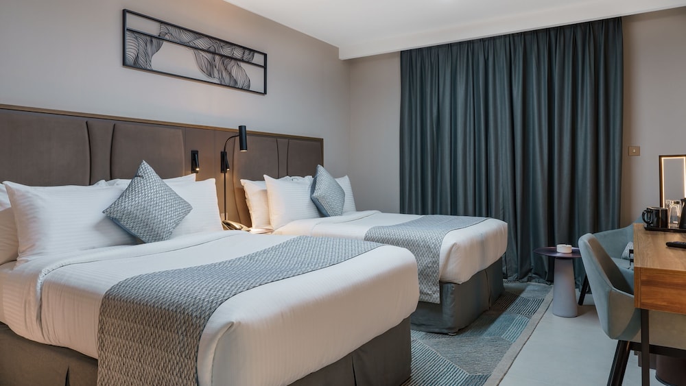 

Roma - Sharjah - Hotel Holiday International