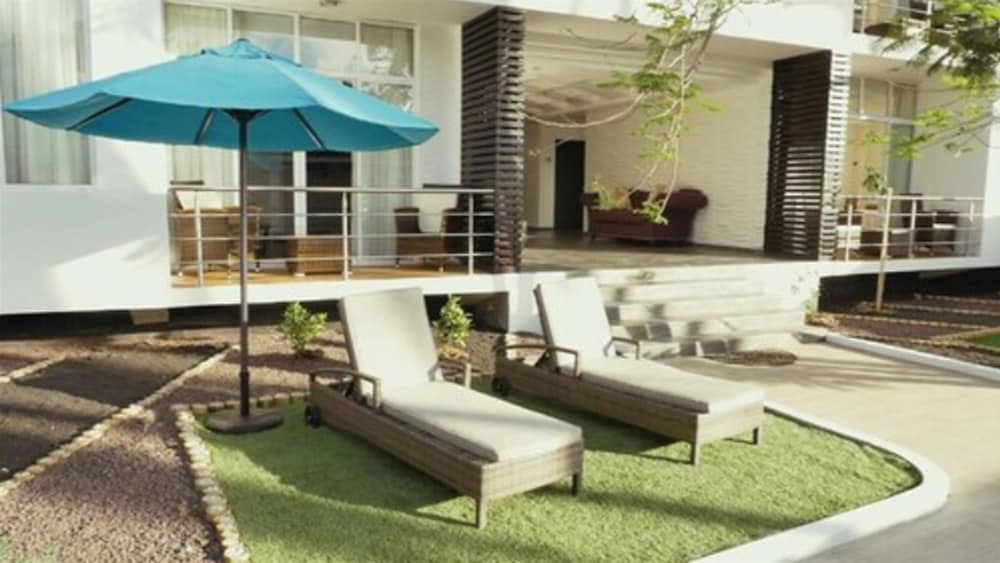 

Roma - Puerto Ayora - Ikala Galapagos Hotel