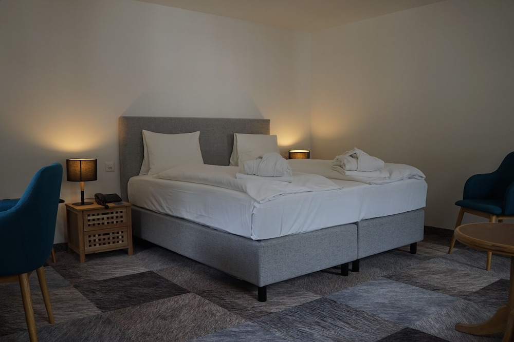 

Roma - Leukerbad - De France by Thermalhotels