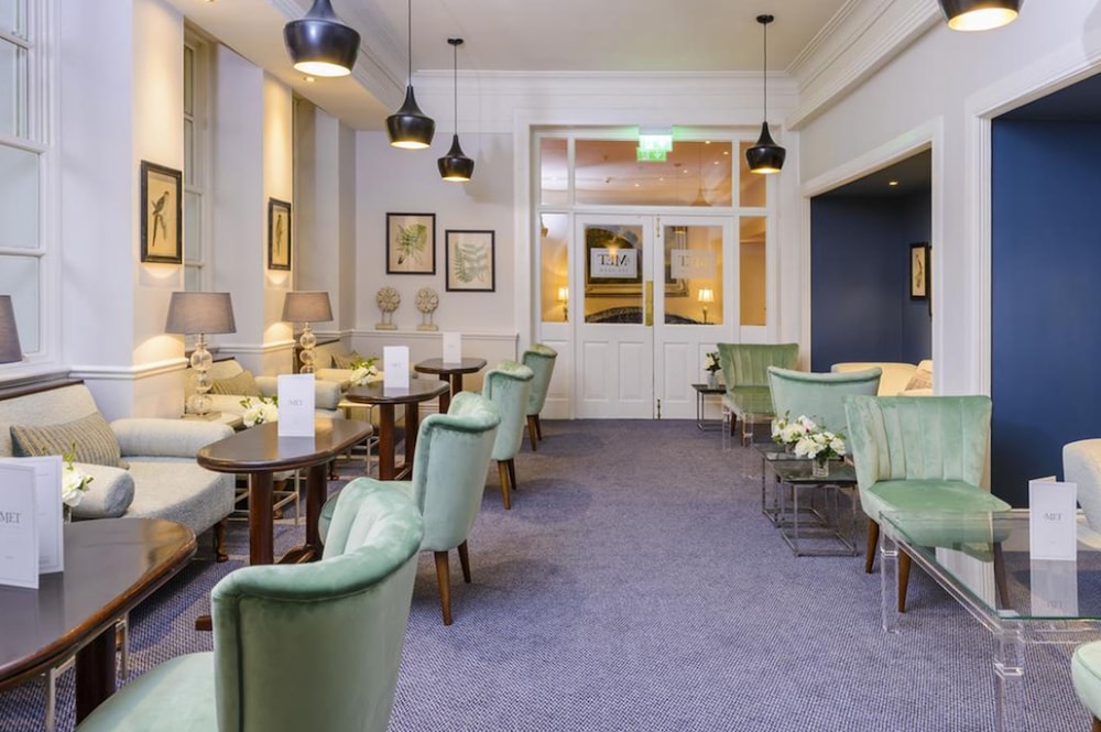 

Roma - Cork - The Metropole Hotel Cork