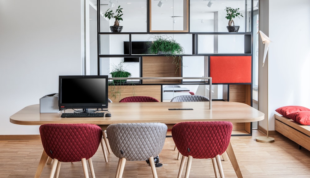 

Milano - Unterhaching - Holiday Inn MUNICH - LEUCHTENBERGRING