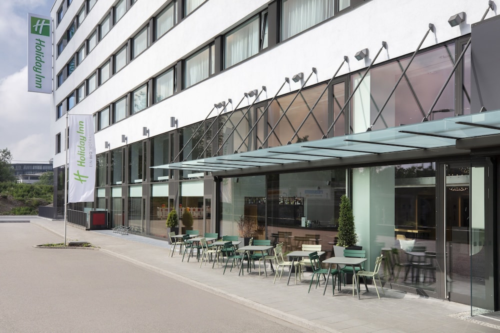 

Roma - Unterhaching - Holiday Inn Munich - Leuchtenbergring