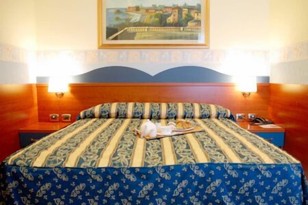

Milano - Civitavecchia - Hotel Borgo Del Mare