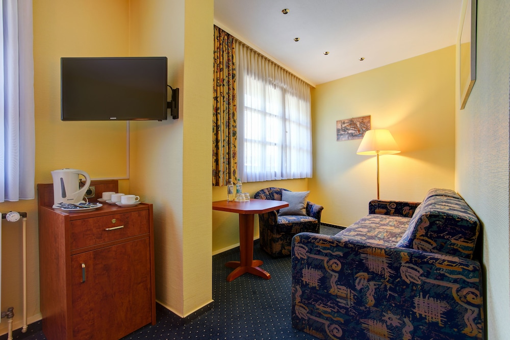 

Bologna - Amburgo - Hotel Elbinsel