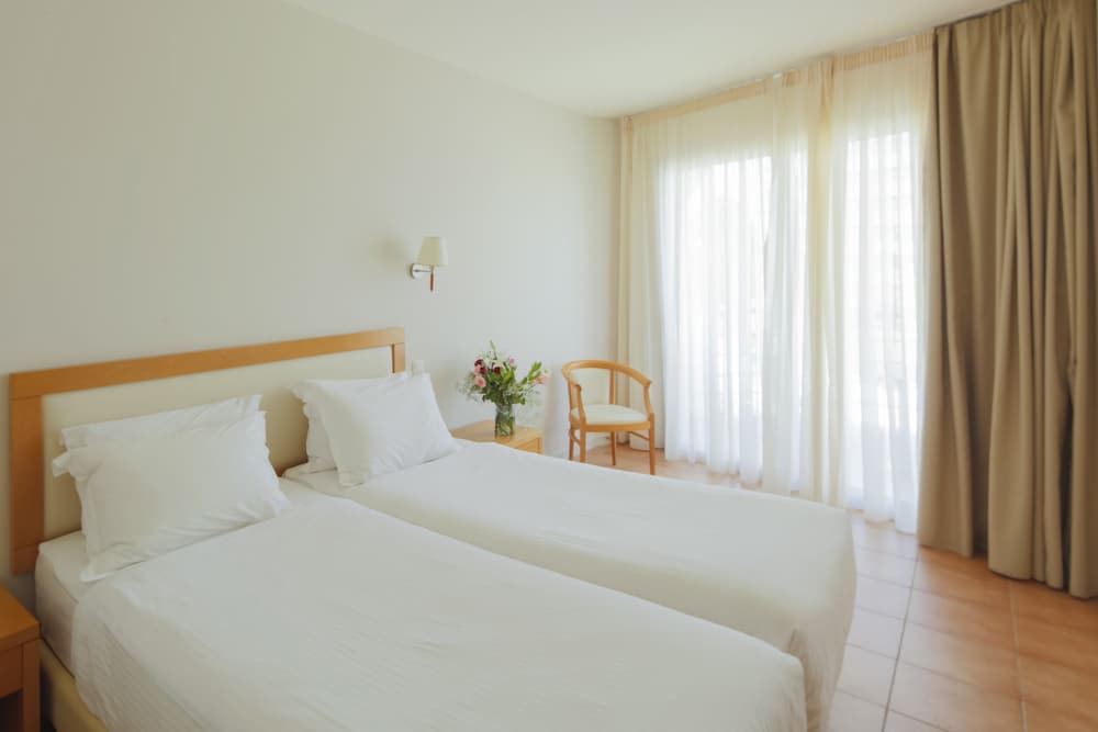 

Napoli - Néa Mákri - Cabo Verde Hotel
