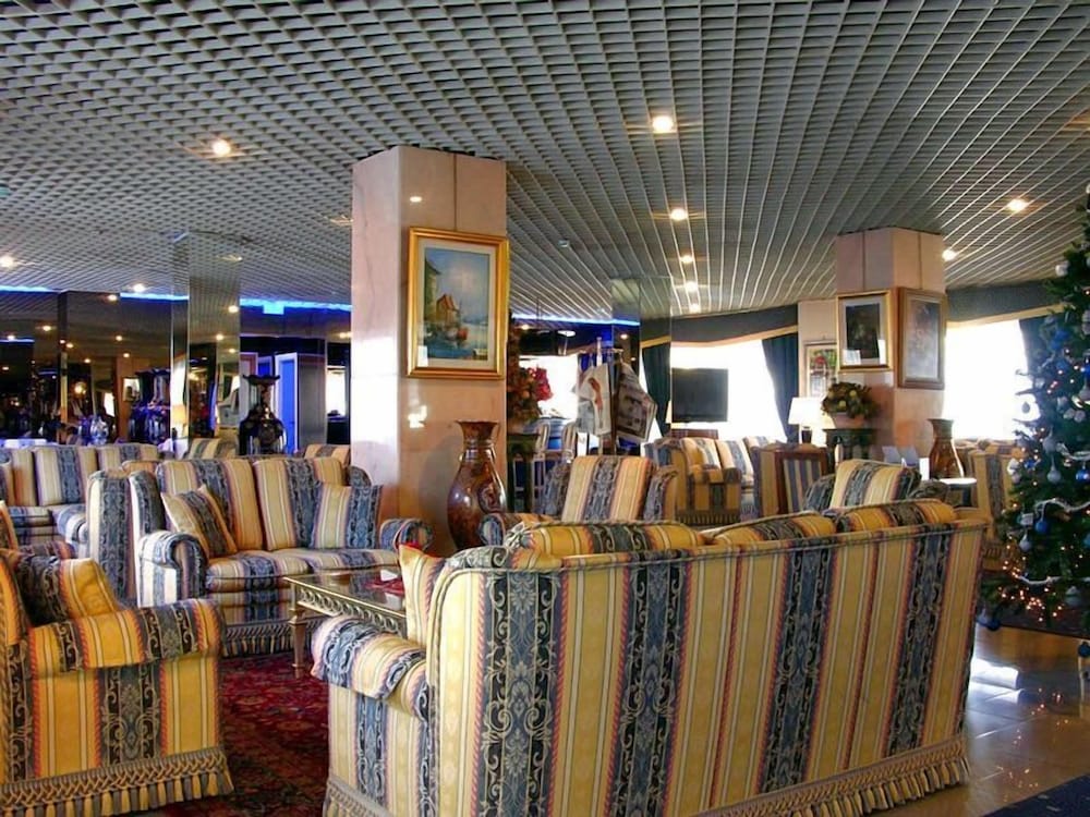 

Catania - Nettuno - Grand Hotel Dei Cesari