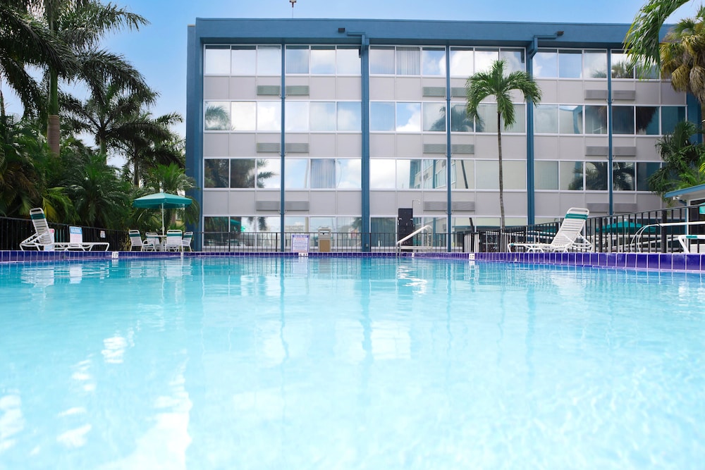 

Milano - South Miami - Days Inn By Wyndham Miami International Airport