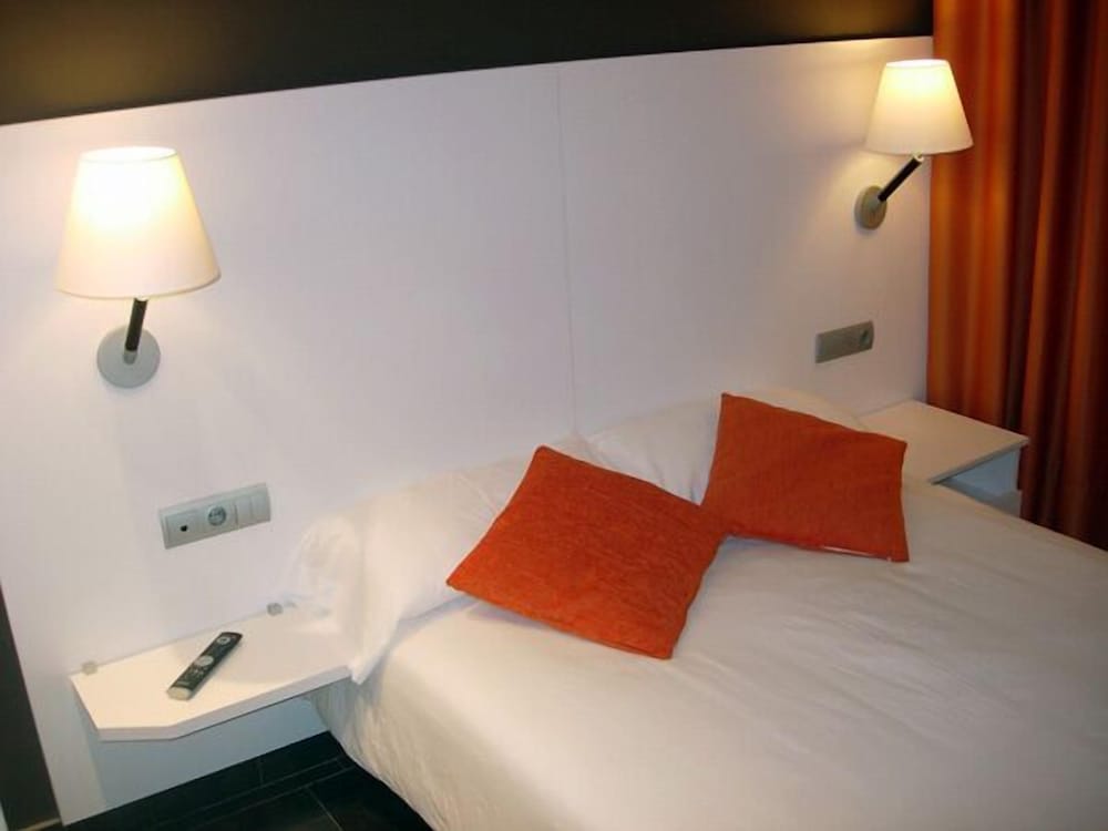 

Milano - Sant Carles de la Ràpita - Hotel Can Batiste