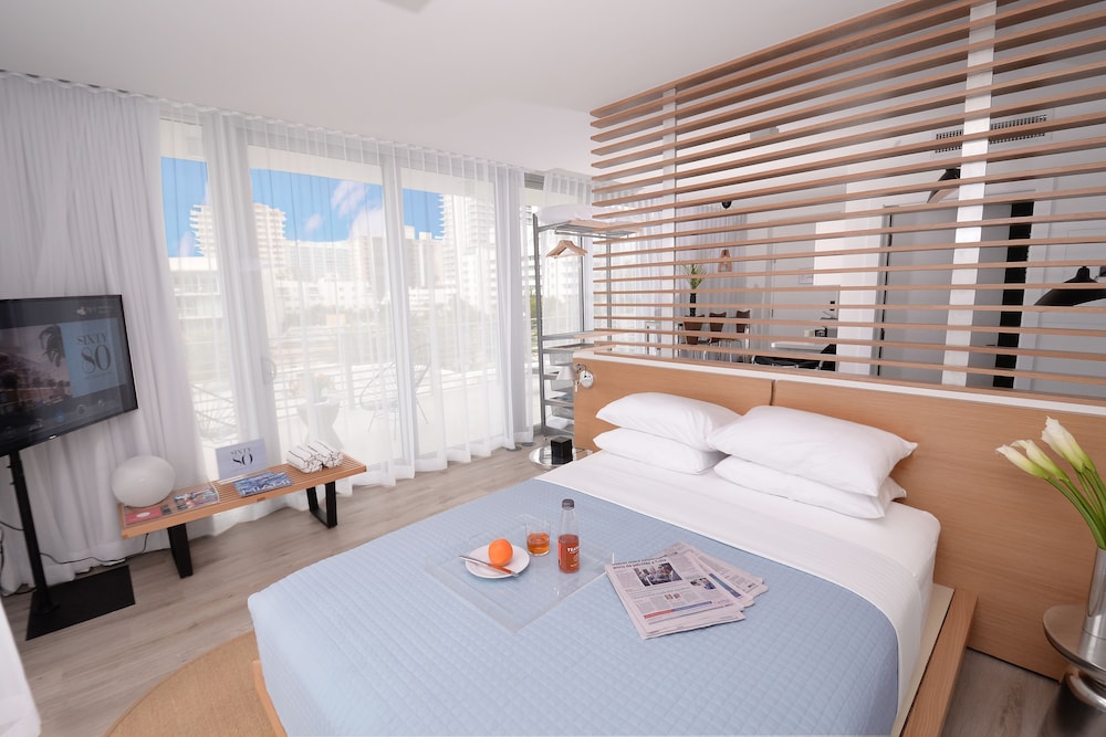 

Roma - Surfside - 6080 Design Hotel by Eskape Collection
