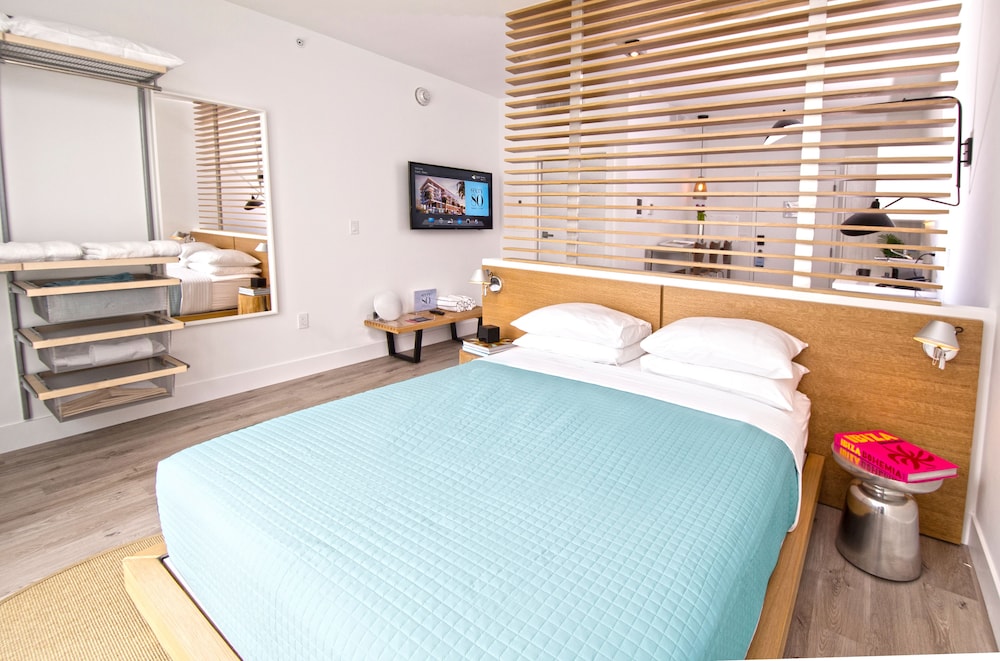 

Milano - Surfside - 6080 Design Hotel by Eskape Collection