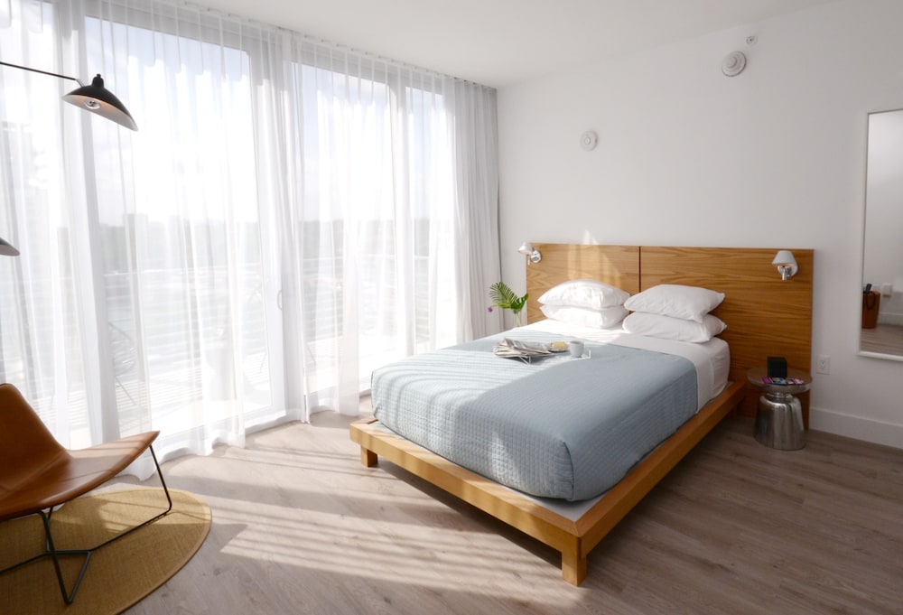 

Roma - Surfside - 6080 Design Hotel by Eskape Collection